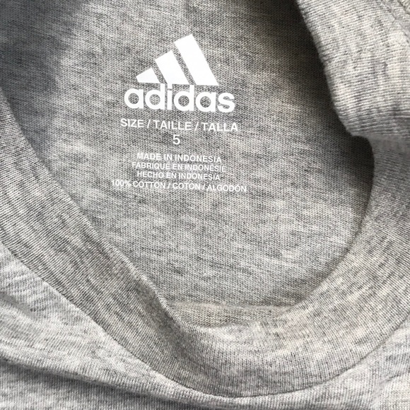 ADIDAS BOYS SIZE 5 TWO PIECE OUTFIT - Picture 6 of 6